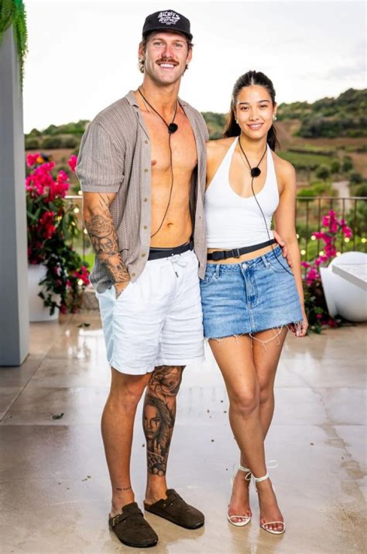 Amelia Marni Looks Hot In Bikini, Explore Love Island Australia 2018 Contestant Photo Gallery