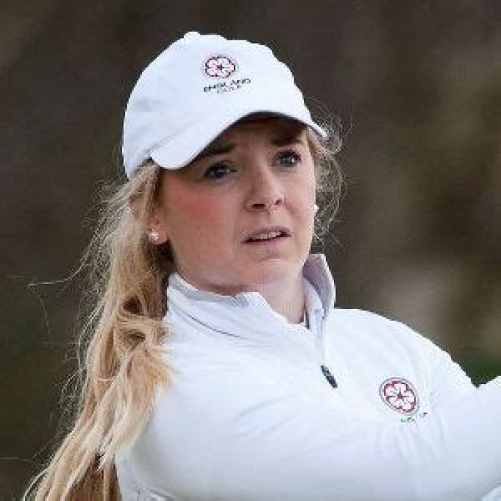 Bronte Law Boyfriend, Partner, Parents, Family & Wiki