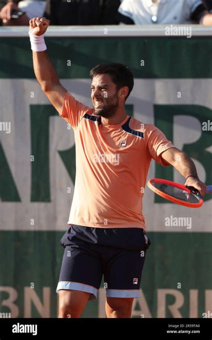 Genaro Alberto Olivieri Taille