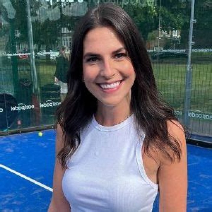 Nicole Holliday Dating Status, Family & Personal Life Insight