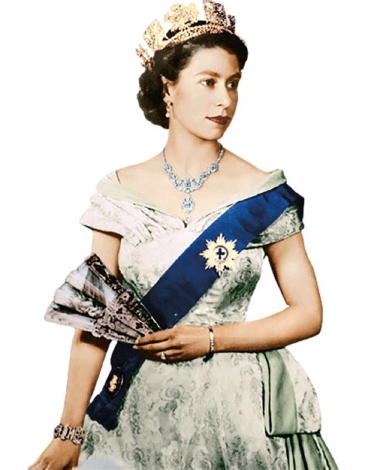 Reine Elizabeth Taille