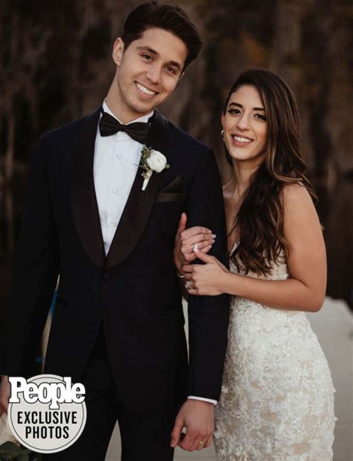 Who is Jazmin Garcia (Brandon Larracuente’s Fiance)? Explore Her Wiki, Age, Height, Engaged Pictures, Background!!